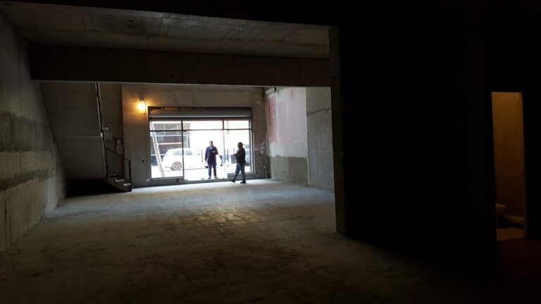 Primer piso y entrada principal